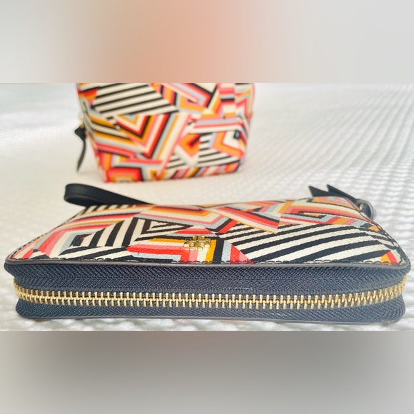 Tory Burch Kerrington T Print Wristlet & Cosmetic Pouch - Picture 6 of 14
